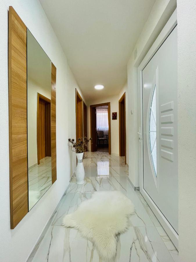 Crystal Racic Villa Bihać Eksteriør billede
