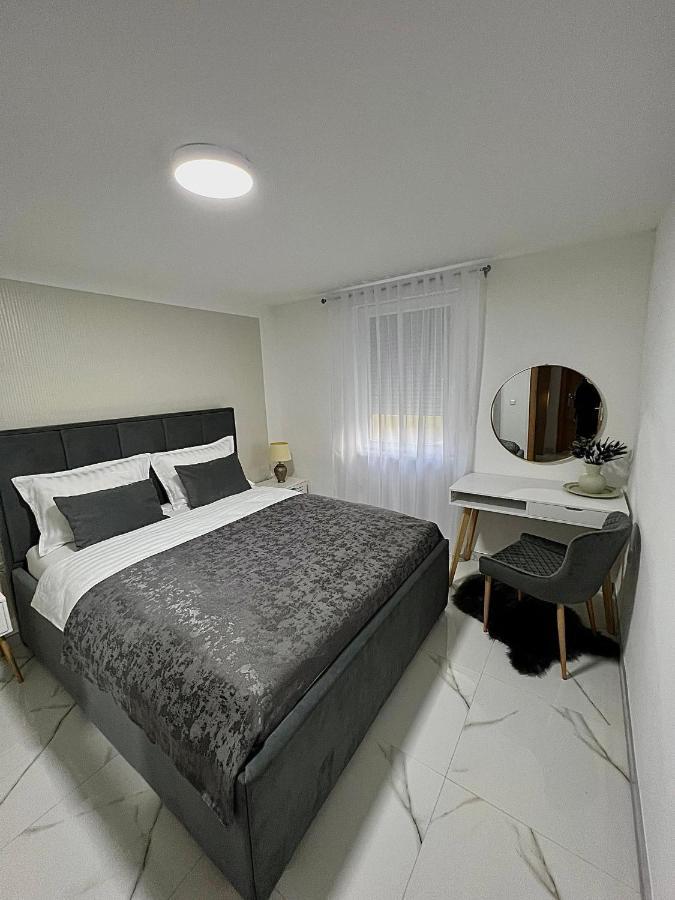Crystal Racic Villa Bihać Eksteriør billede